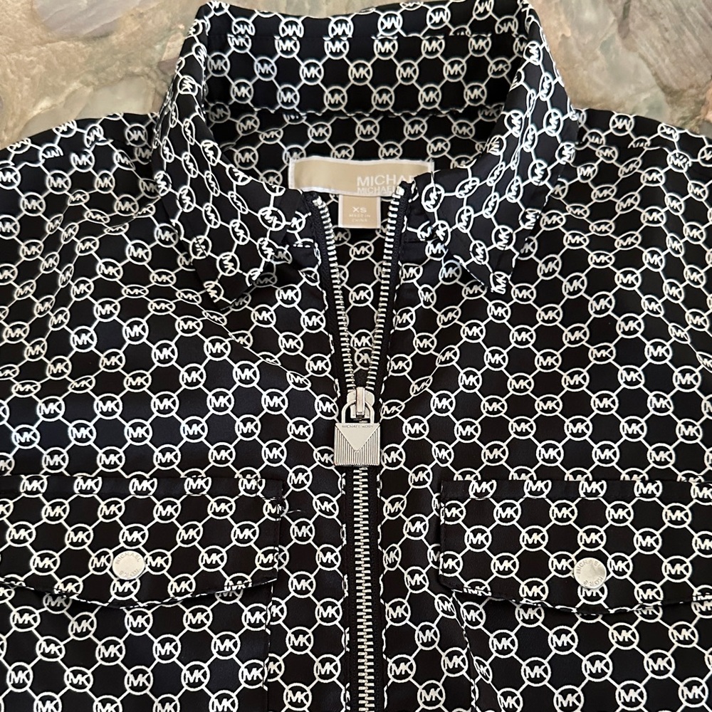 MICHAEL Michael Kors Black and Cream MK Logo Zip up shirt